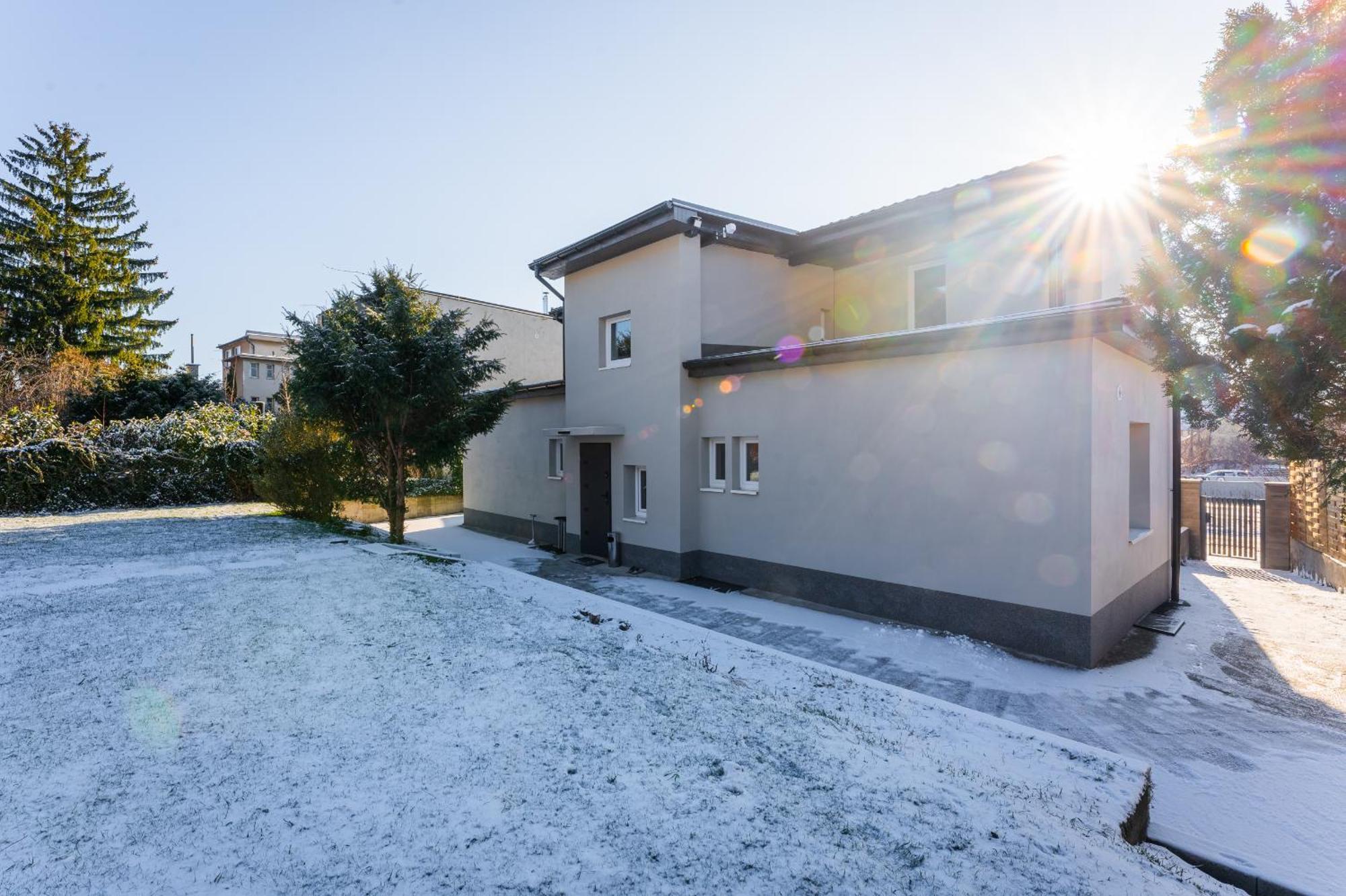 Apartmany Praha-Modrany Buitenkant foto
